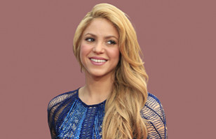 Shakira luce extravagante diseño en la Semana de la Moda de París: ¿Nueva indirecta a Piqué? | Moda