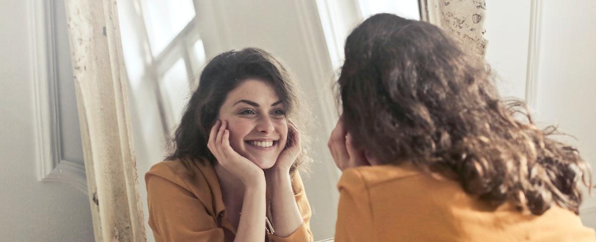 Sonreír ¿por qué es tan importante para la salud mental? - Especiales El Dínamo