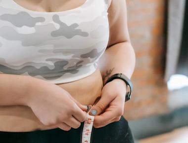 ¿Quieres un abdomen firme y marcado? Sólo necesitas 1 ejercicio para conseguir abdominales de acero