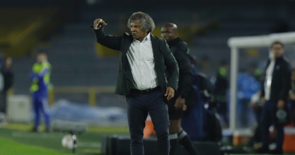 Alberto Gamero: “Envigado defendió bien y quemó bastante tiempo; la camilla entró como cinco veces”