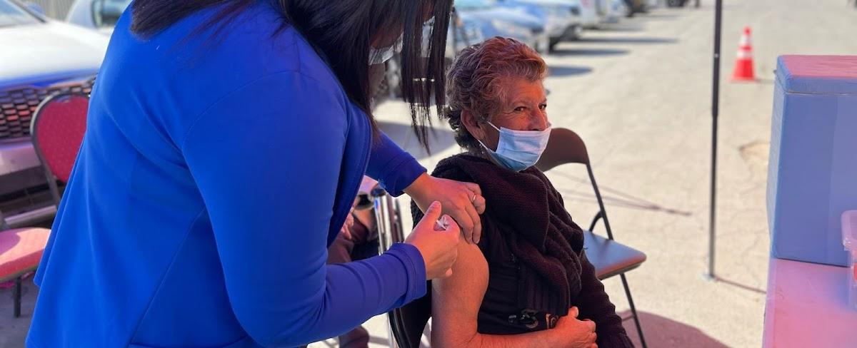 Tierra Amarilla lidera a nivel regional porcentaje de vacunación contra la influenza