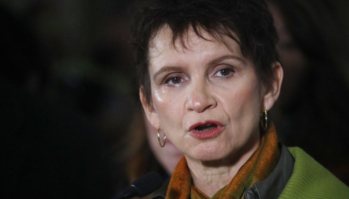 Tohá acusa a UDI de "tener secuestrados a pensionados" tras baja de diálogo previsional