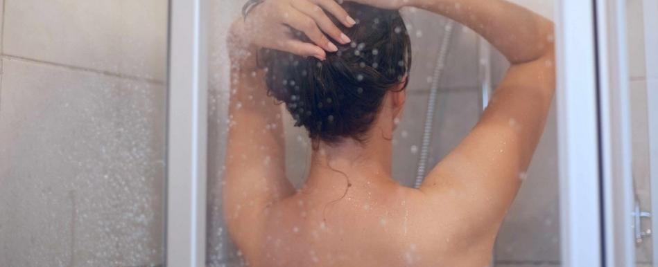 ¿Por qué ducharte todos los días podría ser malo para la salud? Esto dice un experto de la Universidad de Harvard