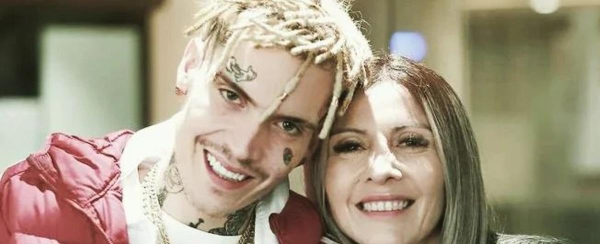 Mamá de Marcianeke encendió alarmas por salud mental de su hijo: “Hacen tomar decisiones lamentables” - CHVNoticias.cl