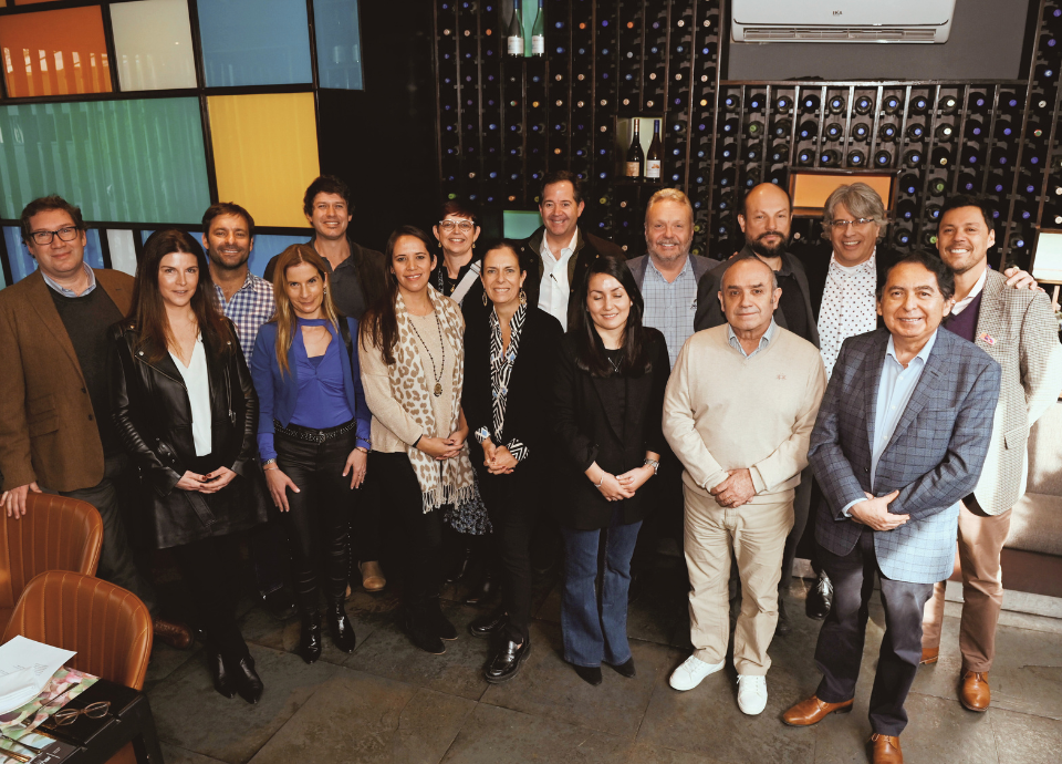 Conversas RHM Sazonadas: Expertos mundiales en salud mental y violencia en el trabajo se reúnen con líderes empresariales en un almuerzo premium