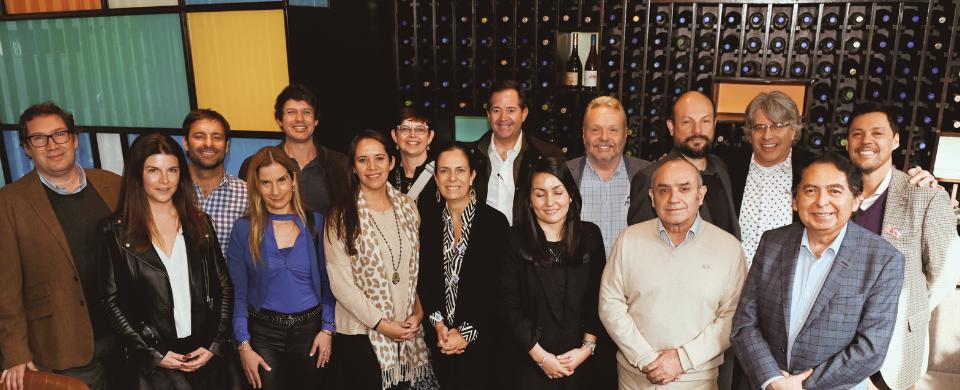 Conversas RHM Sazonadas: Expertos mundiales en salud mental y violencia en el trabajo se reúnen con líderes empresariales en un almuerzo premium