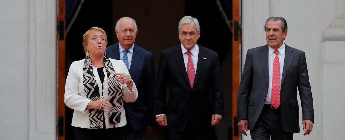 $20 millones al mes: piden eliminar dieta vitalicia de ex Presidentes