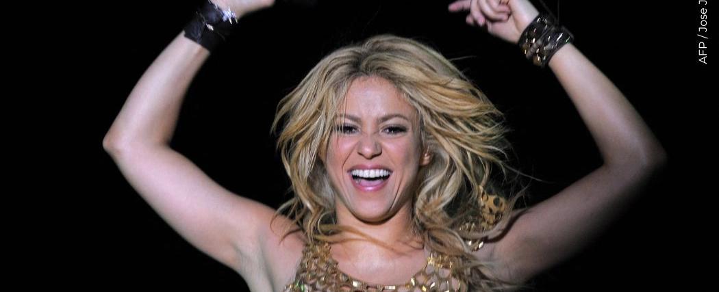 Clara Chía cumple años y Shakira gana dos Latin AMAs