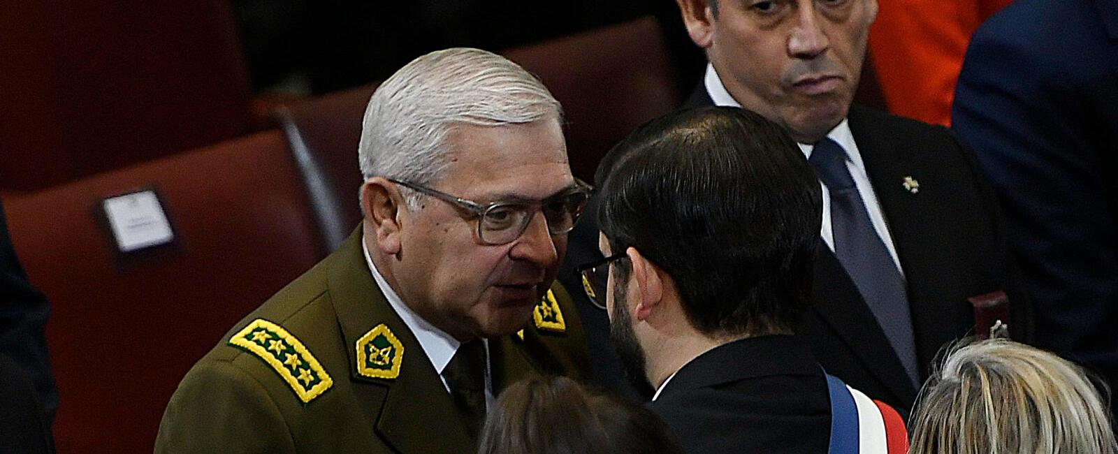 General Yáñez respalda decisión de Carabineros en La Florida y responde a Rodolfo Carter