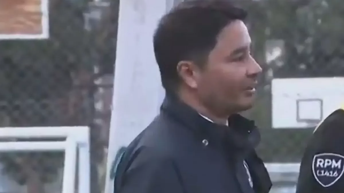 "Te creí presidente, pajarón cu...": La agresión al alcalde Carter en plena fiscalización en La Florida