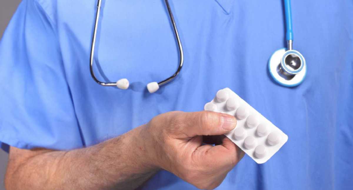 Lista de vitaminas que ayudan a crecer las pestañas y el cabello en tiempo récord