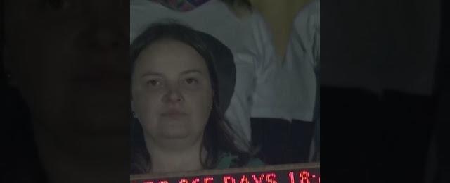 Proyectan reloj en el Cristo Redentor que marca el tiempo para detener el calentamiento global