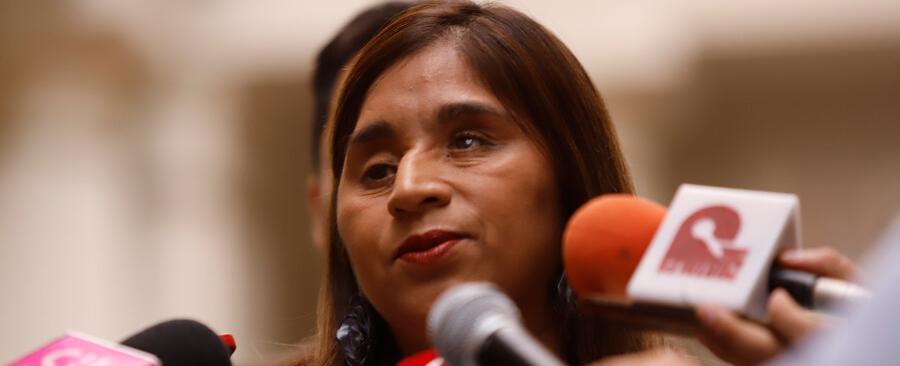 “Estamos abandonados”: Fabiola Campillai emplaza al gobierno tras muerte de víctima de trauma ocular - CHVNoticias.cl