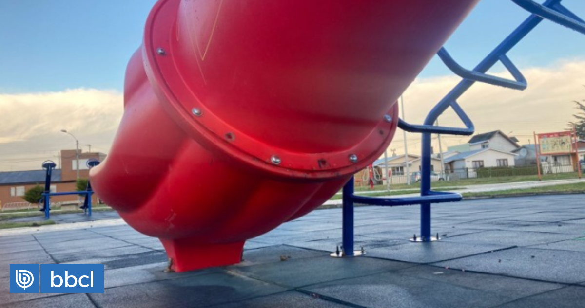 "Tobogán de Boric" vuelve a estar operativo: arreglo costó 3 mil pesos