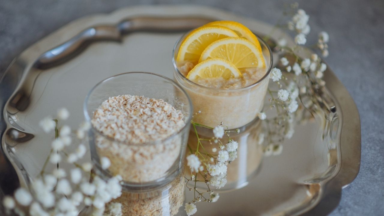 Avena con sabor a pay de limón, sencilla receta que puedes hacer para el desayuno