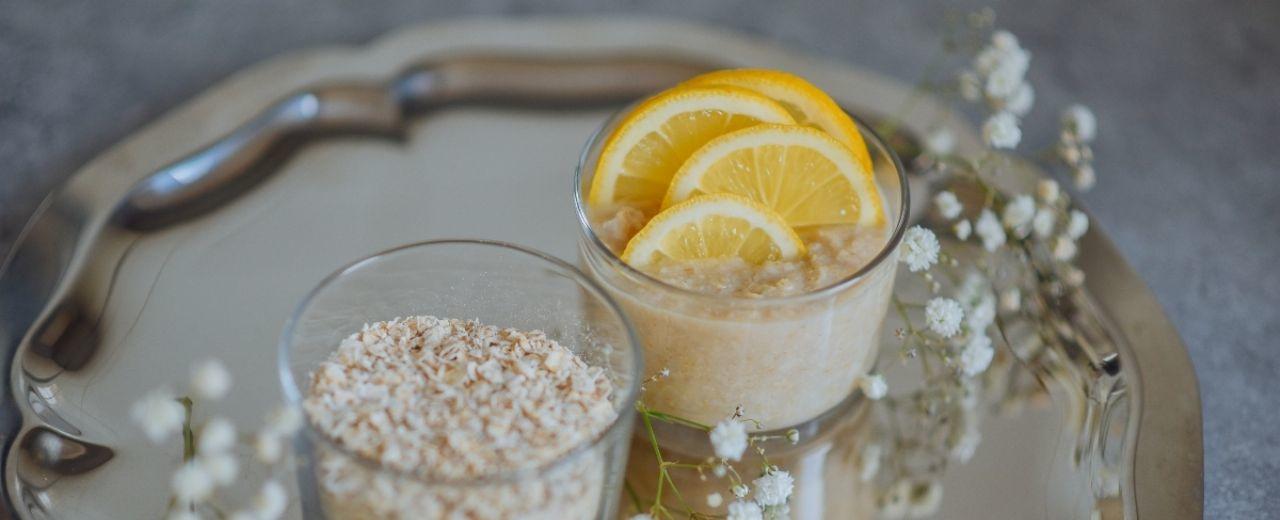 Avena con sabor a pay de limón, sencilla receta que puedes hacer para el desayuno