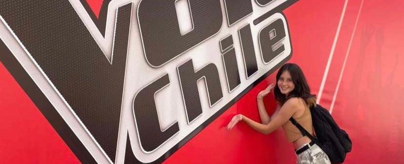 Puconina de 15 años la rompe en The Voice Chile y cumple el sueño de su abuela fallecida