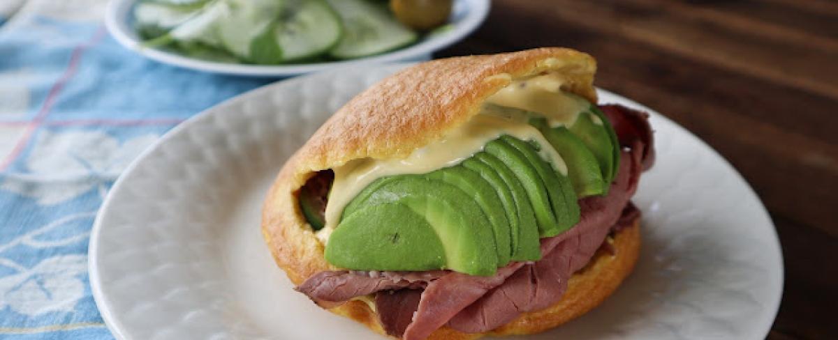 Pan o arepa de chicharrón, opción keto limpia