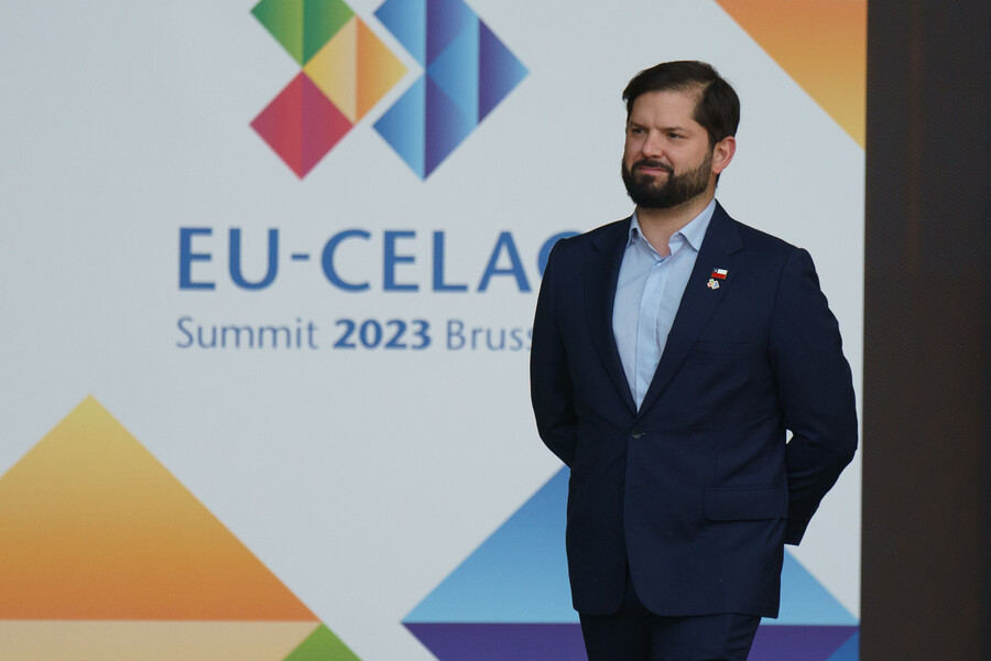 Medios alemanes califican como “salvador” a presidente Boric tras la cumbre Celac-UE