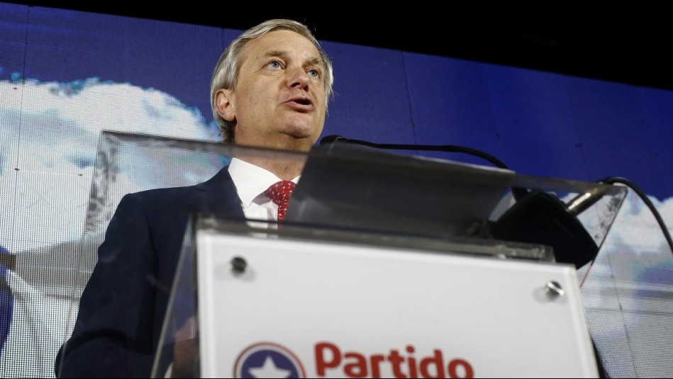 Carrera presidencial: José Antonio Kast lidera las preferencias según Cadem