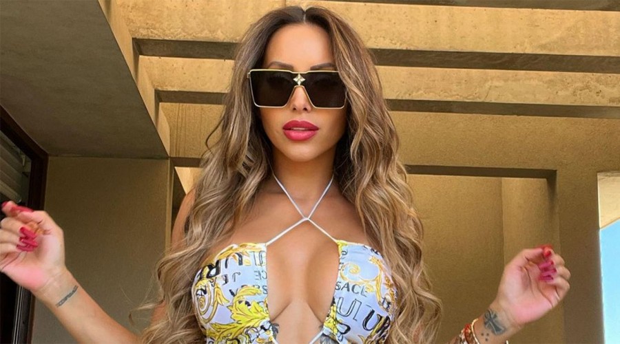 Marité Matus lleva a su hijo "Monito" Vidal a la King's League en Barcelona: Así posó con Gerard y Milan Piqué