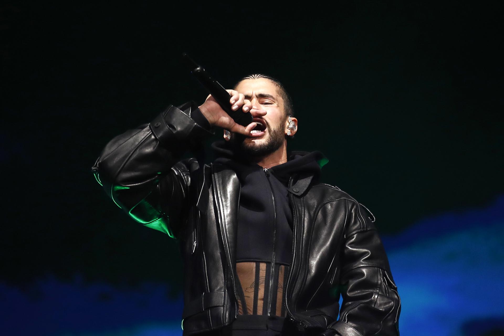 Bad Bunny salió de su “receso musical” y estrenó la canción “Where She Goes”