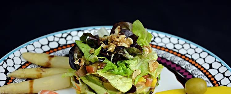 Ensalada de mango y langostinos 1 receta de Cocina Familiar
