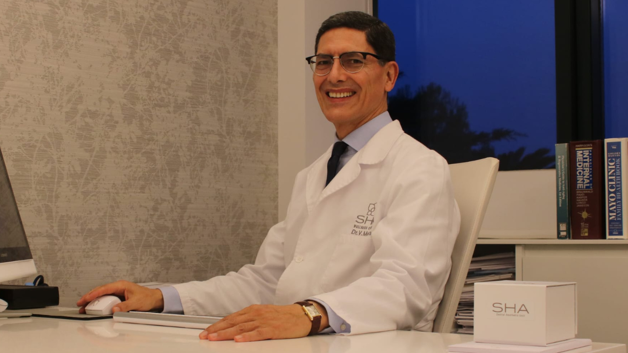 Vicente Mera, especialista en envejecimiento: «Recomiendo hacer ayuno intermitente un día a la semana, no más»