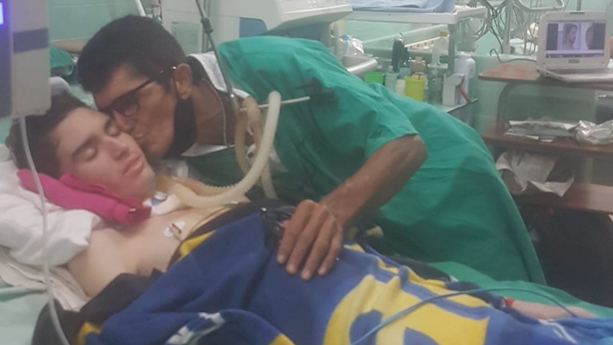 Denuncian mala alimentación a adolescente cubano hospitalizado tras robo