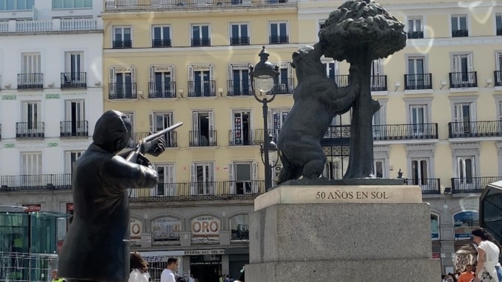 'Fue desarmada en dos maletas': Artista chileno detalla proceso de su polémica estatua del rey emérito Juan Carlos I de España