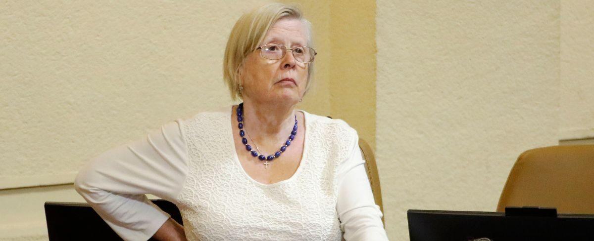 Bulnes pide a alcalde UDI de Talcahuano a que "se haga responsable" por lo ocurrido en escuela local