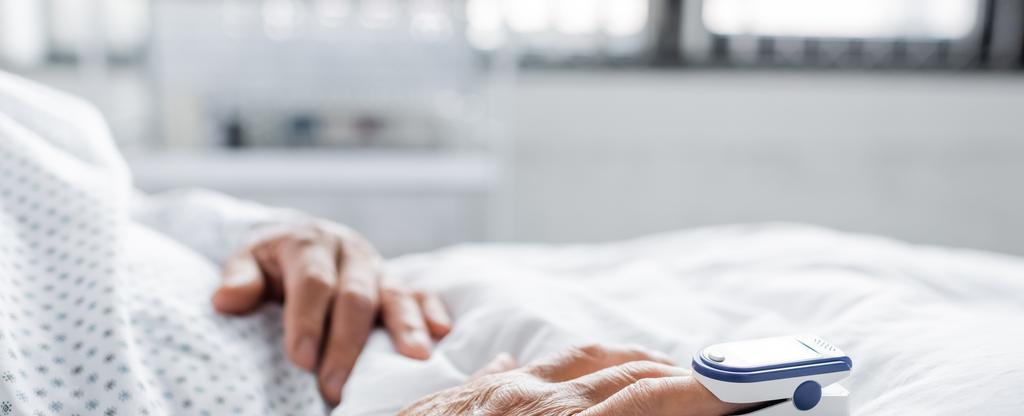 Hospital Regional de Copiapó inicia investigación interna luego de caída de adulta mayor desde camilla que provocó la fractura de su cadera