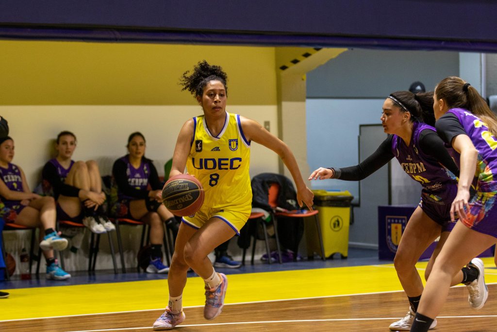 Dos estudiantes UdeC reforzarán a la Universidad de Chile en la Women’s Basketball League Americas - Noticias UdeC