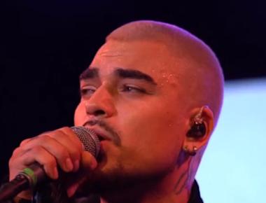 "Me sacaron a patadas": excantante de The Voice denuncia golpiza de guardias en local nocturno