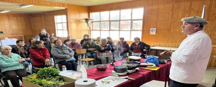 Cerca de 50 mujeres curacanas disfrutaron de taller de alimentación saludable