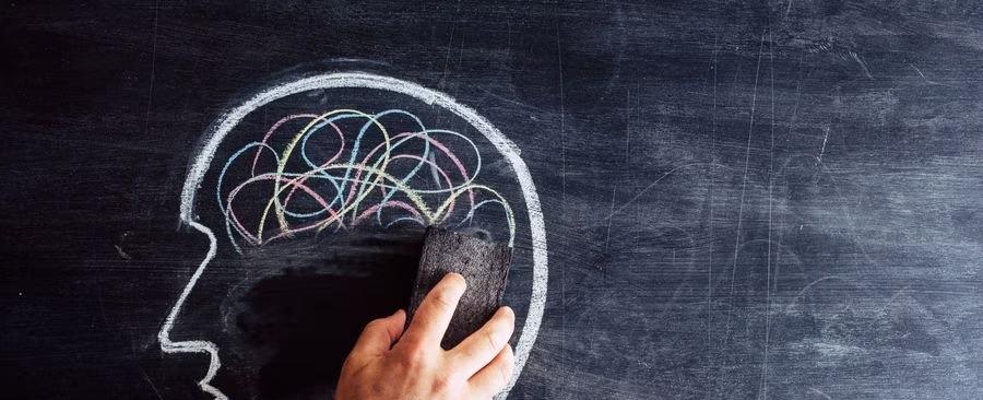 Cuál es la relación entre el ayuno intermitente y el Alzheimer, según estudio