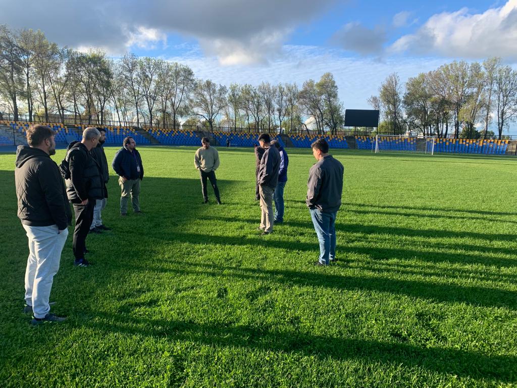 Delegación de Rangers visitó estadio de Cauquenes y hay novedades - Pasión Por Los Deportes