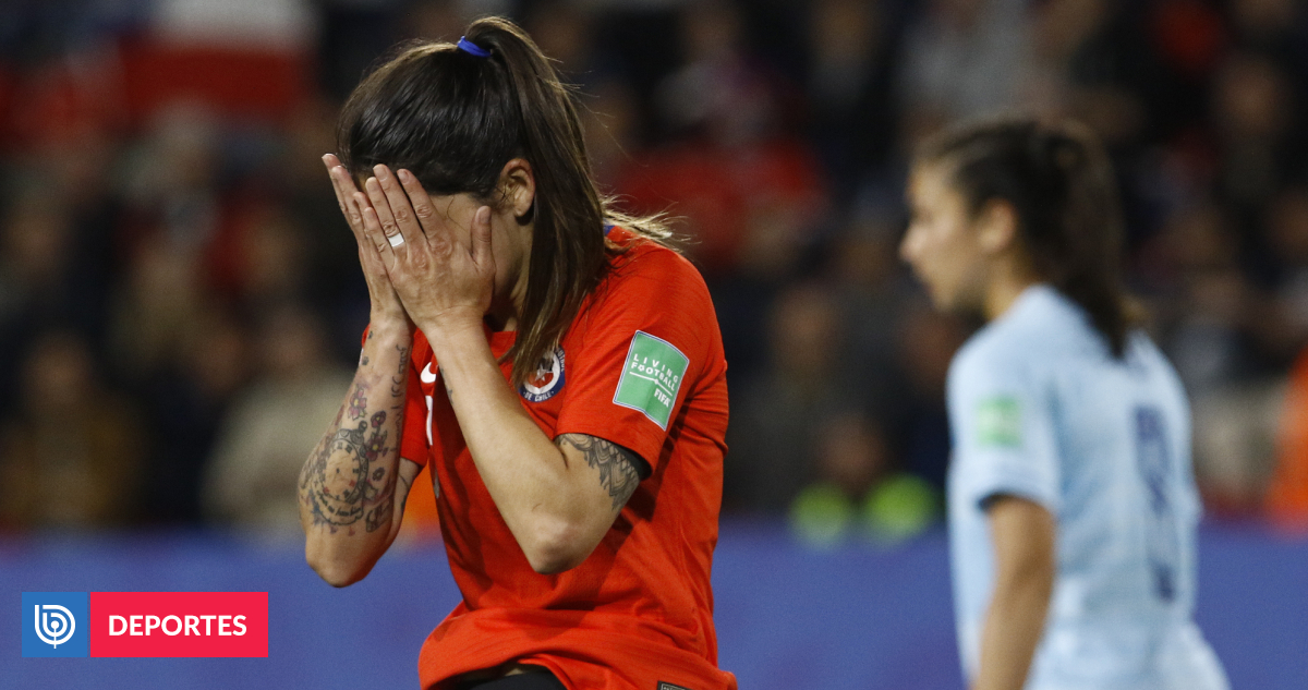 "Después nos piden resultados": histórica de La Roja da duro ’baño de realidad’ al fútbol femenino