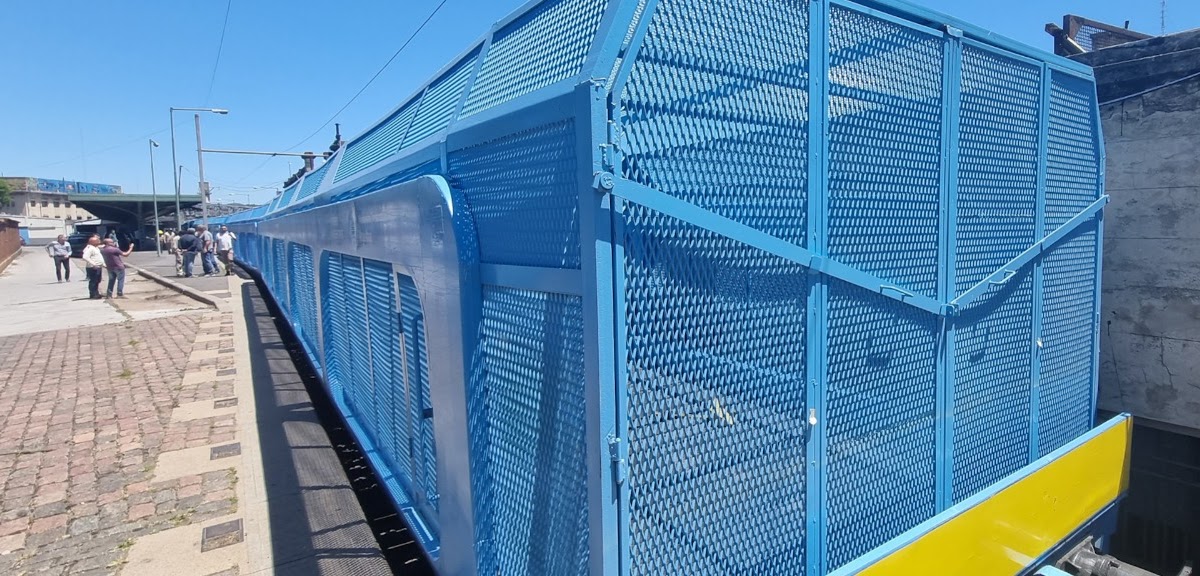 ¿Se puede llevar el auto en el tren que va de Constitución a Mar del Plata?