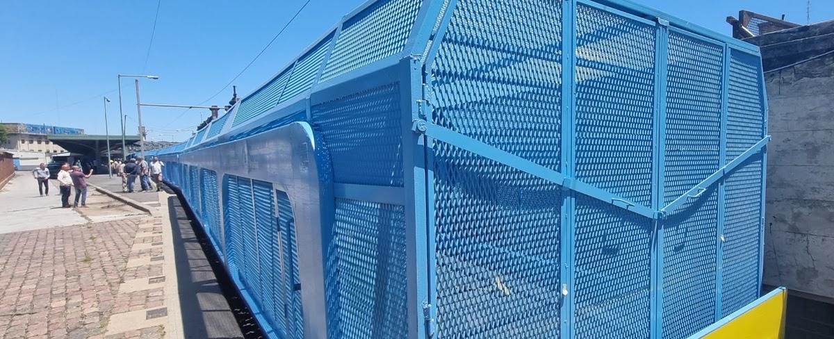 ¿Se puede llevar el auto en el tren que va de Constitución a Mar del Plata?