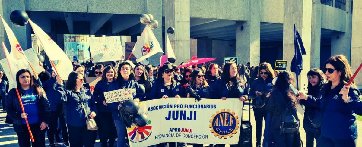 Sobrecarga laboral, deficiencias en alimentación e infraestructura: el trasfondo del paro de la JUNJI | Resumen.cl