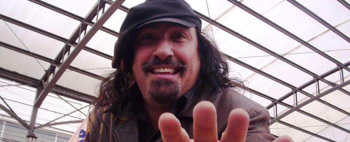 ¡Manso carrete! Miguel Negro Piñera se despide de los escenarios tras 50 años de carrera musical