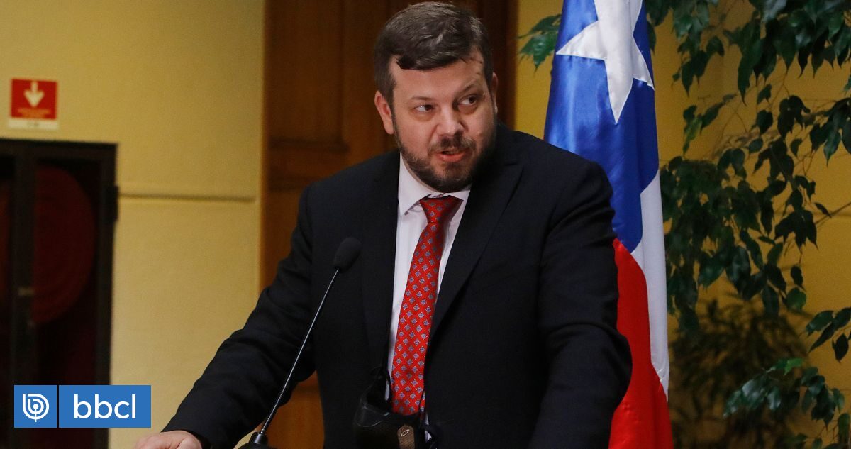 Kaiser sobre las 12 bases para el proyecto de nueva Constitución: "Nosotros no firmamos nada"