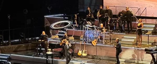 A pesar de la lluvia y sus problemas de salud: Luis Miguel vuelve a hacer cantar a todo el Movistar Arena