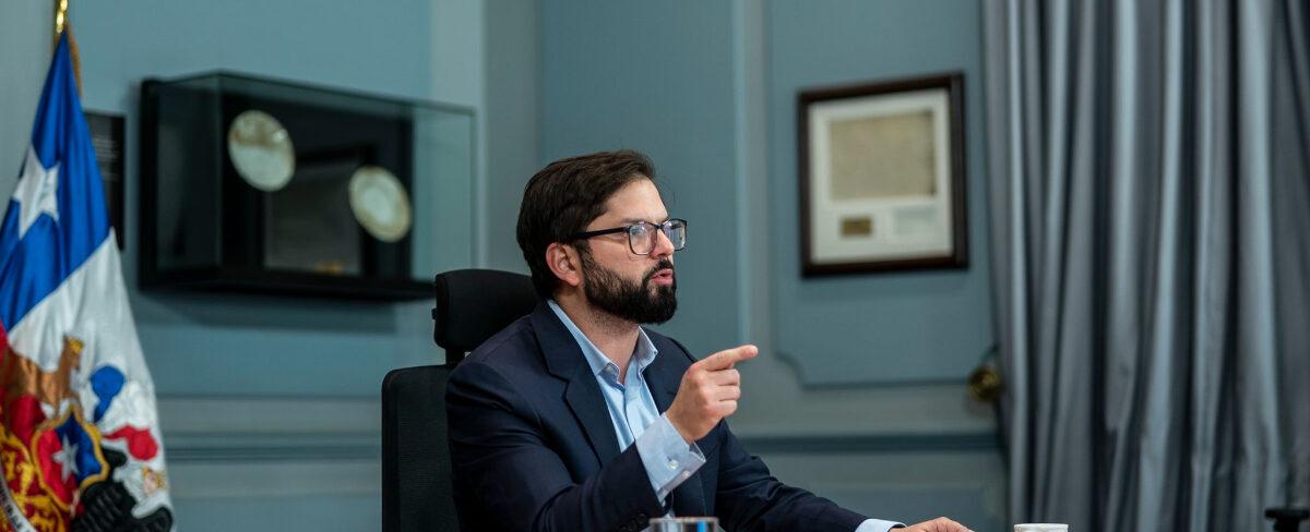 Boric pidió a alcaldes que le "ayuden a convencer" a diputados que se necesita una reforma tributaria