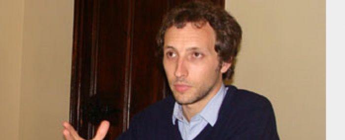 Organizaciones ciudadanas se querellan contra exsubsecretario de Piñera por fraude al fisco