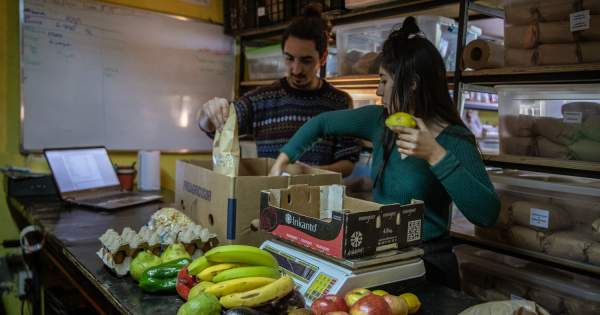 Pueblo a pueblo: proyecto promueve alimentación saludable y comercio justo