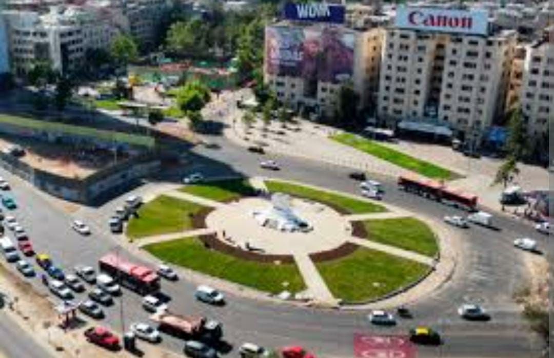 Alcaldesa Matthei asegura que Orrego "no tiene atribuciones" para transformar la Plaza Baquedano - Atentos