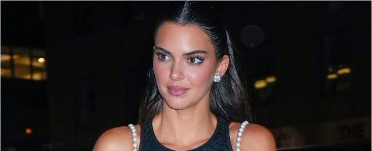 Kendall Jenner llegó al carrete de la Met Gala con el vestido transparente más atrevido