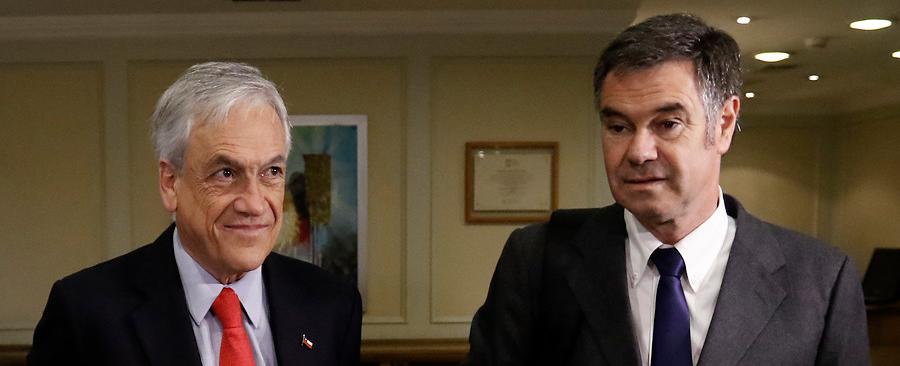 Ossandón dice que RN debería salirse de Chile Vamos, pero “faltan cojones”: “Le tienen a miedo a Piñera”